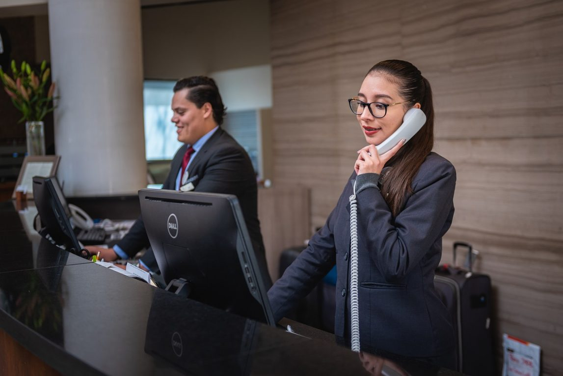 Pentingnya resepsionis kantor